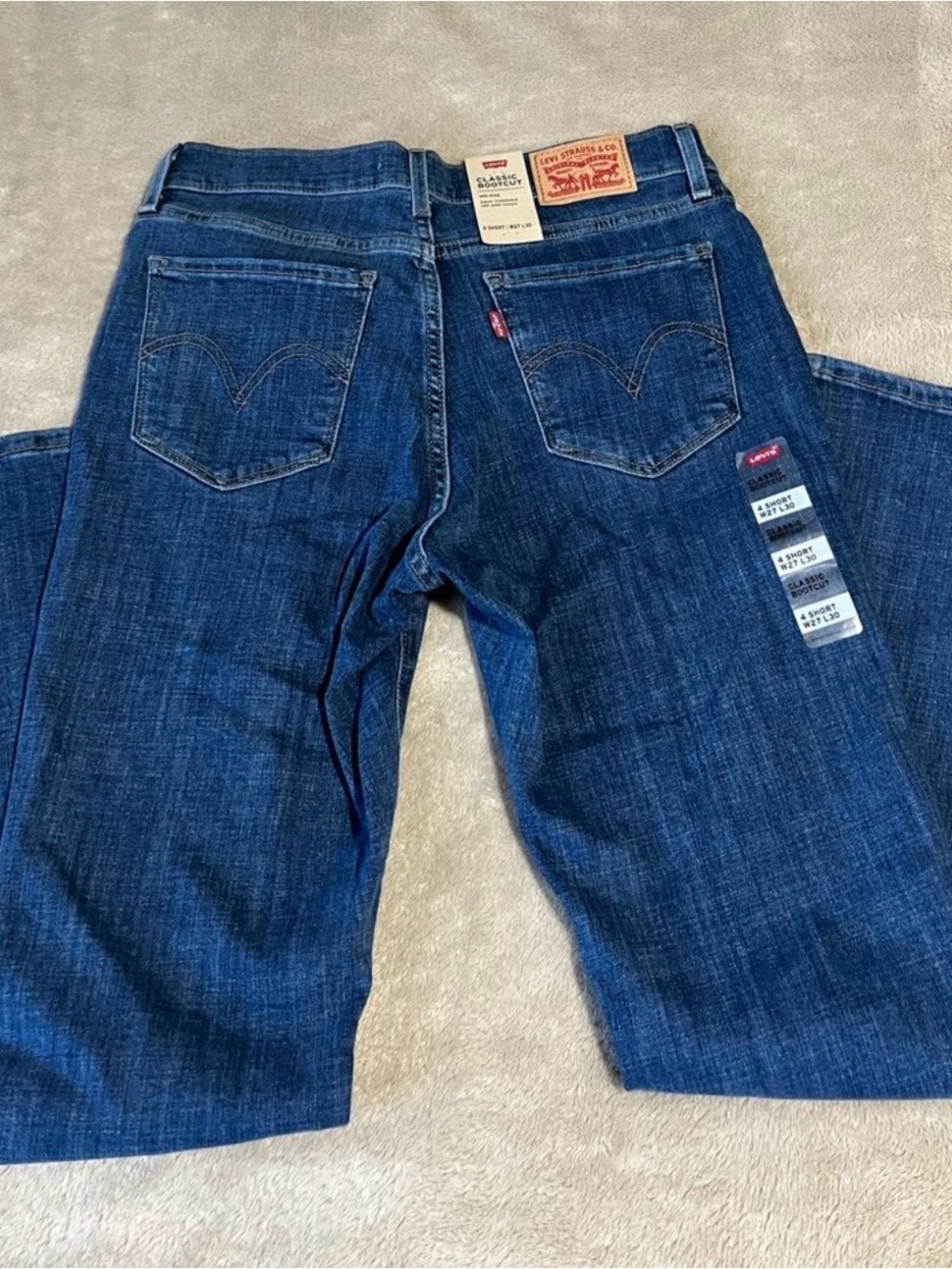 Levi’s Bootcut - Picture 2 of 5